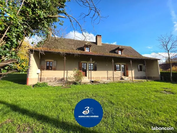 Maison 8 pièces 223 m² 