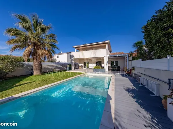 Maison 5 pièces 151 m² 