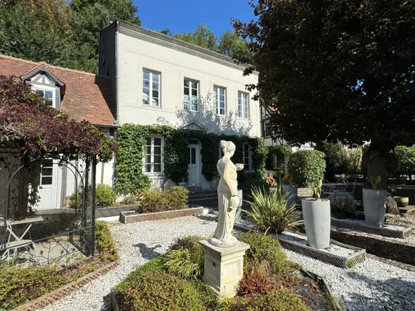 Maison 14 pièces 175 m² 