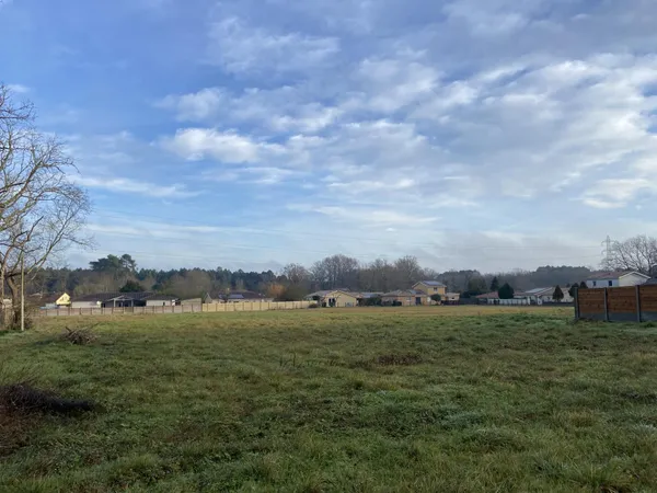 Terrain en lotissement 573 m² 