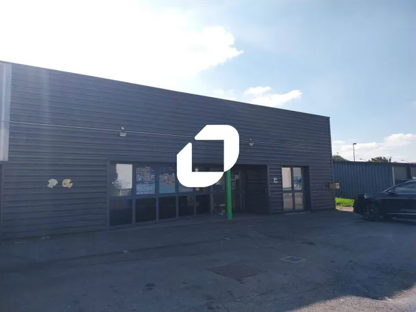Local commercial 500 m² 