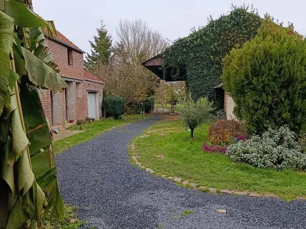 Vends corps de ferme 