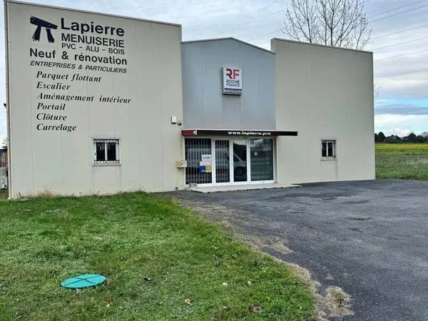 Loft 2 pièces 437 m² 