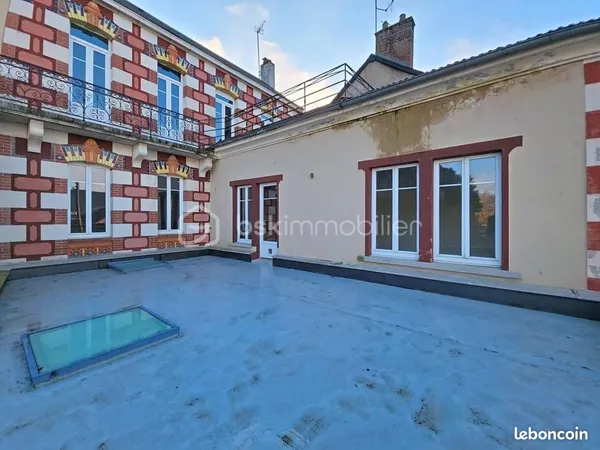 Immeuble 7 pièces 185 m² 