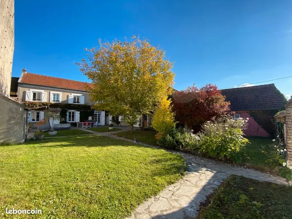 Maison ancienne Vallée de la Vaucouleurs 
