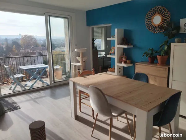 Lumineux 68m2 avec balcon et vue dégagée Malzeville centre 