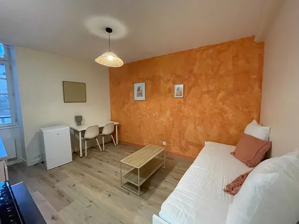 Appartement Fontenay Le Comte 1 pièce(s) 17.75 m2 