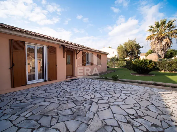 Maison de plain-pied 5 pièces 89 m² 