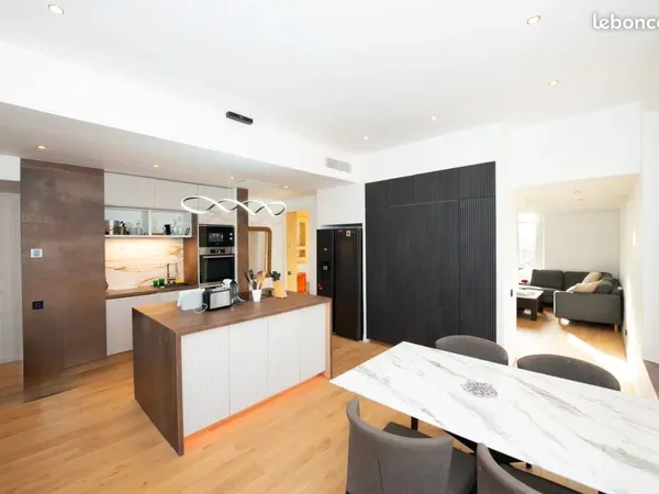 Appartement 4 pièces 108 m² 
