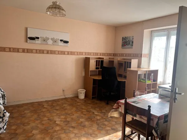 Studio 1 pièce 25 m² 