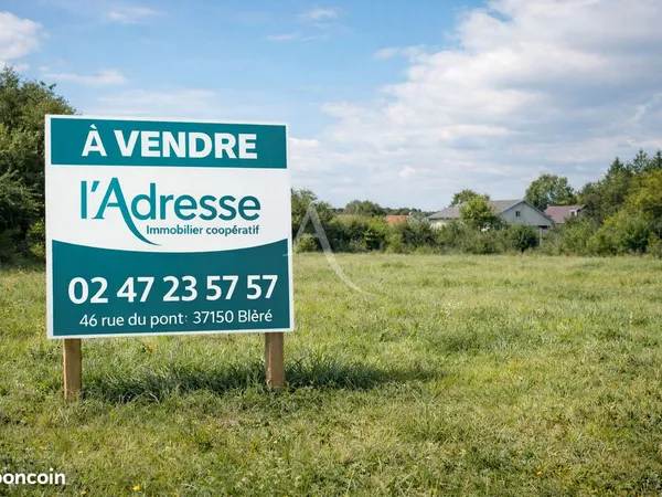 Terrain 964 m² BLERE 