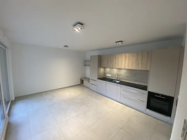 APPARTEMENT - F3 - 63,68 m2 - HETTANGE-GRANDE 