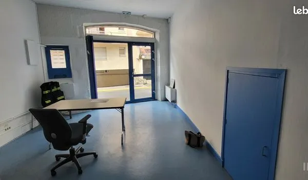 Local commercial 115 m² 