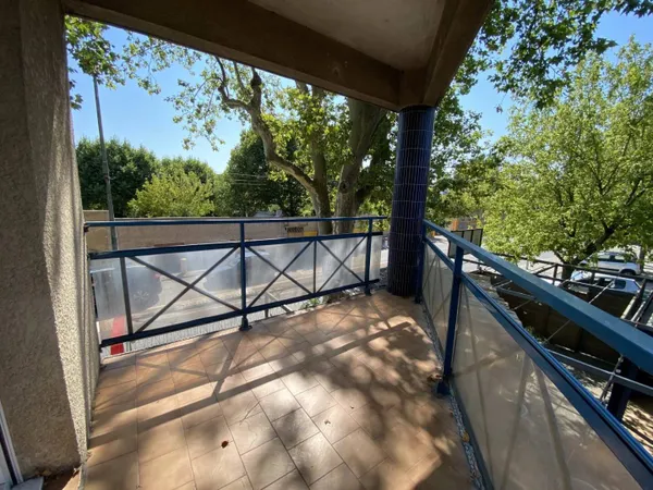 Studio 1 pièce 28 m² 