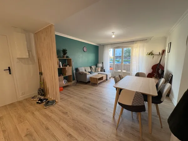 Loue 2 chambres dans appartement - 86m² 