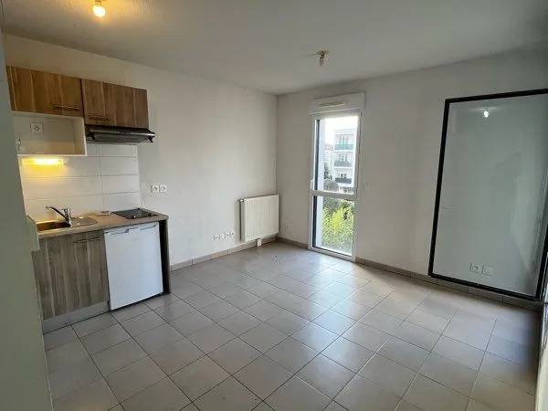 Studio 22 m2 non meublé Bordeaux Caudéran 