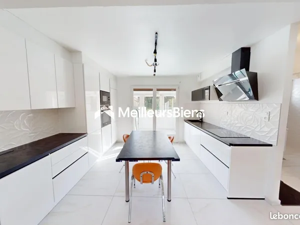 Maison 6 pièces 150 m² 