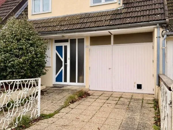 Maison Bréhal 5 pièce(s) 100 m2 