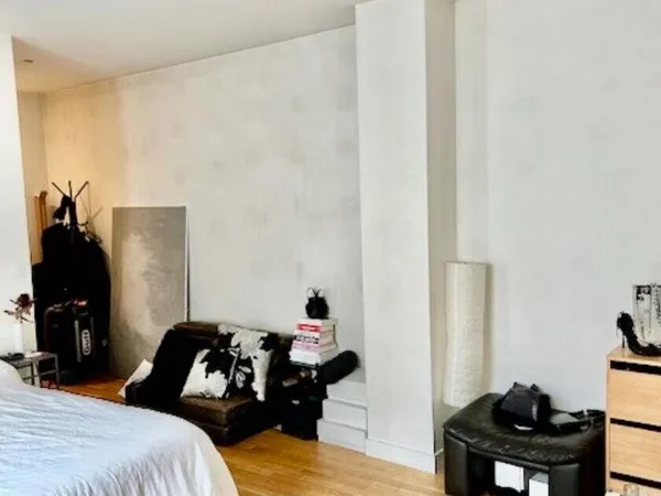 Studio 1 pièce 30 m² 