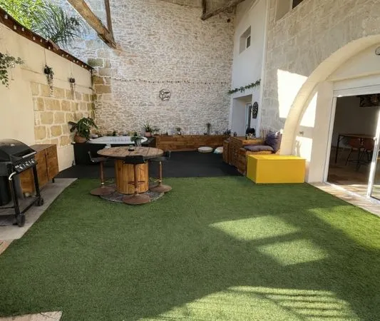 Maison style industriel avec patio - Vergèze centre - Vente particuliers 