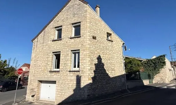 Appartement 3 pièces 124 m² 
