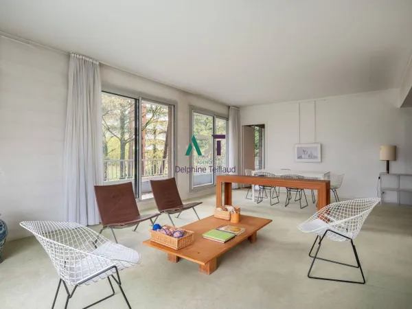 Appartement 4 pièces 140 m² 