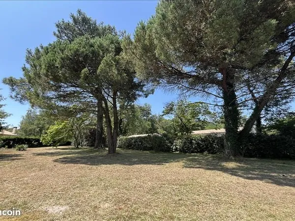 Terrain 577 m² Laruscade 