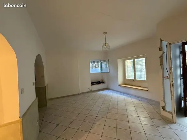 Immeuble 3 pièces 83 m² 