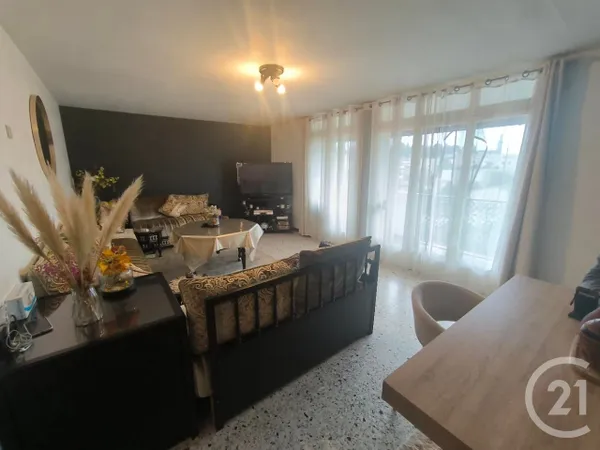 Appartement 4 pièces 90 m² 