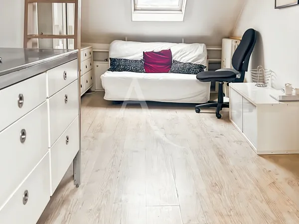 Studio 13M² PARIS 10 Métro Bonne Nouvelle 