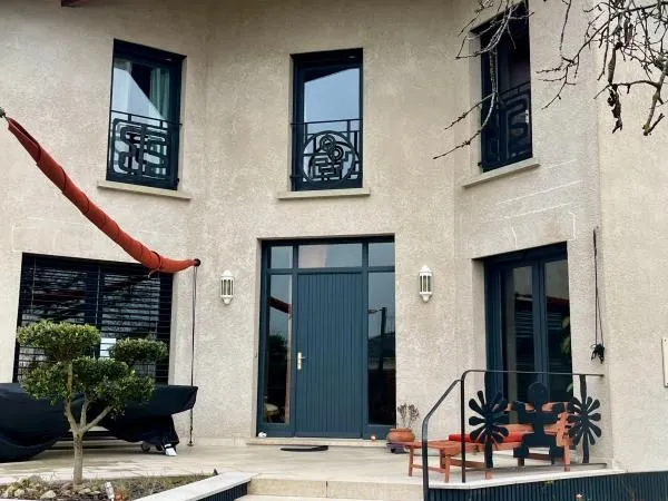 Maison 7 pièces 227 m² 