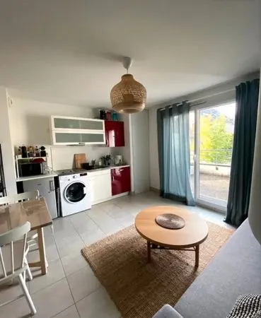 Studio avec Terrasse et Parking La Perverie 