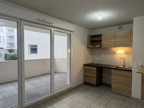 Studio 1 pièce 30 m² 