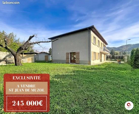 Villa 7 pièces 161 m² 