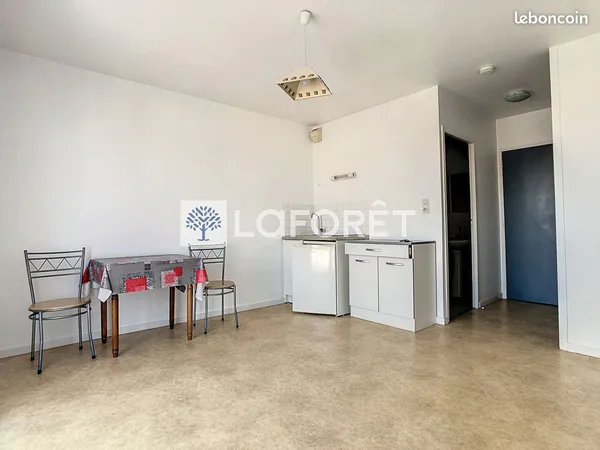 Studio 1 pièce 18 m² 
