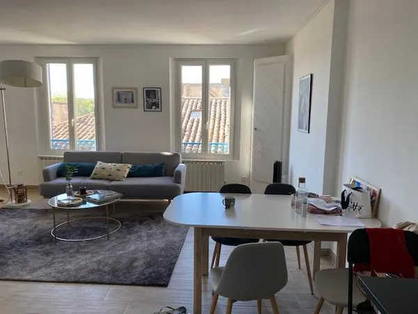Vends Appartement Avignon Intra-Muros quartier ouest excellent état 