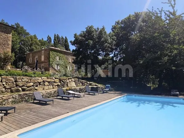 Hôtel particulier 26 pièces 1200 m² 