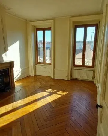 Appartement 3 pièces 76 m² 