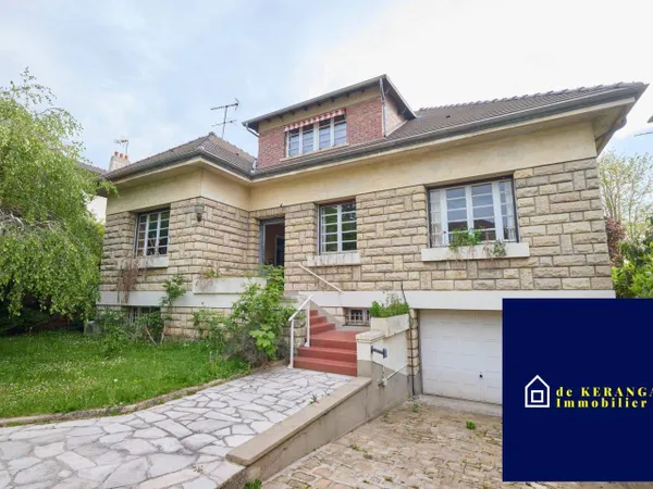 Maison 8 pièces 230 m² 
