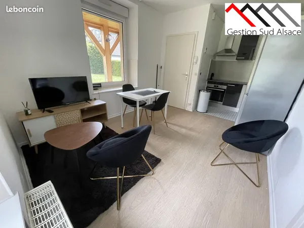 Studio 1 pièce 27 m² 