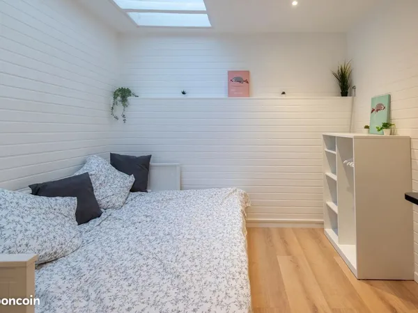 Studio 1 pièce 19 m² 