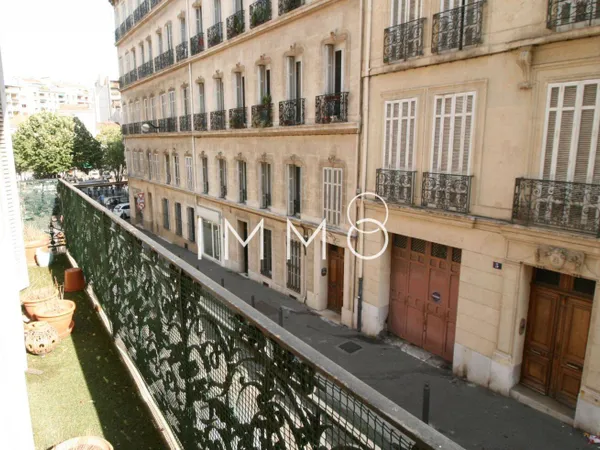 Appartement 3 pièces 84 m² 