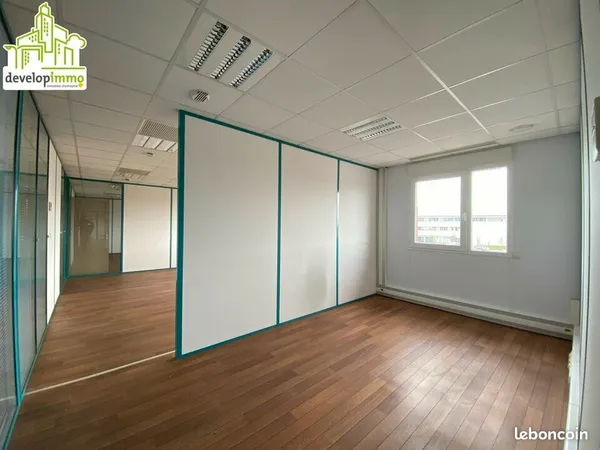 Bureaux 457 m² 