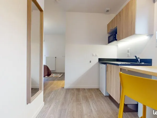Studio 1 pièce 21 m² 