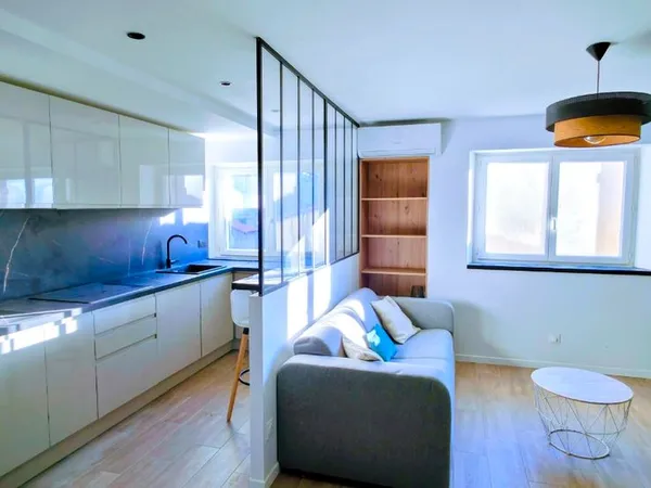Appartement T2 Fuveau refait à neuf 