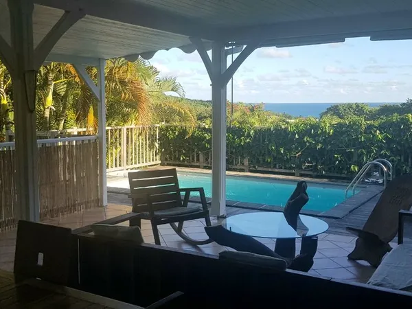Villa 3 chambres + Studio indépendant - Vue mer - Piscine - DPE B 