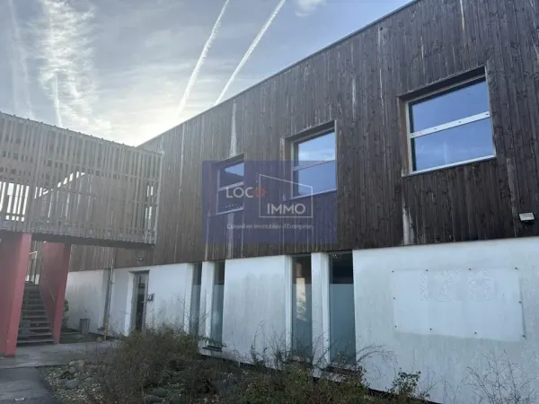 BUREAUX A LOUER 