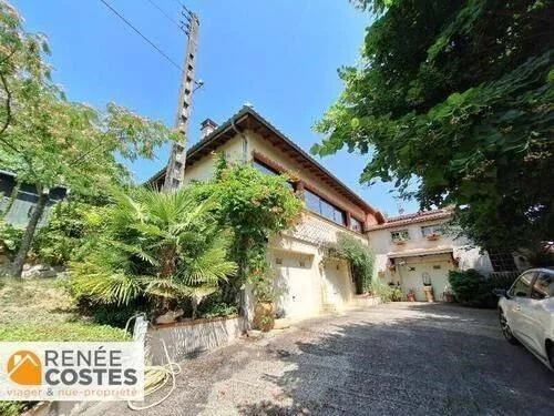 Maison 5 pièces 143 m² 