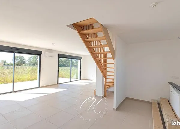 Maison 6 pièces 157 m² 