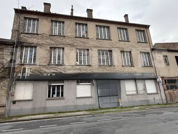 Immeuble 1900 m² 
